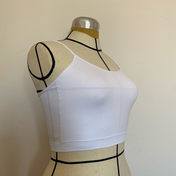 Ambiance white tank top - Picture 3 of 5